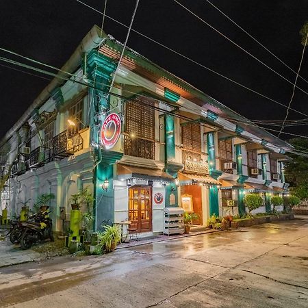 Zen Rooms Grandpa'S Inn Vigan Exterior photo